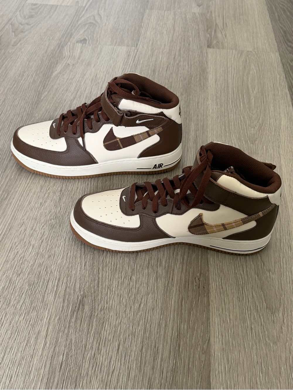 Nike Air Forcé 1 Mid ‘07 LX Men’s High-Top Sneakers Size 11 - Picture 3 of 6